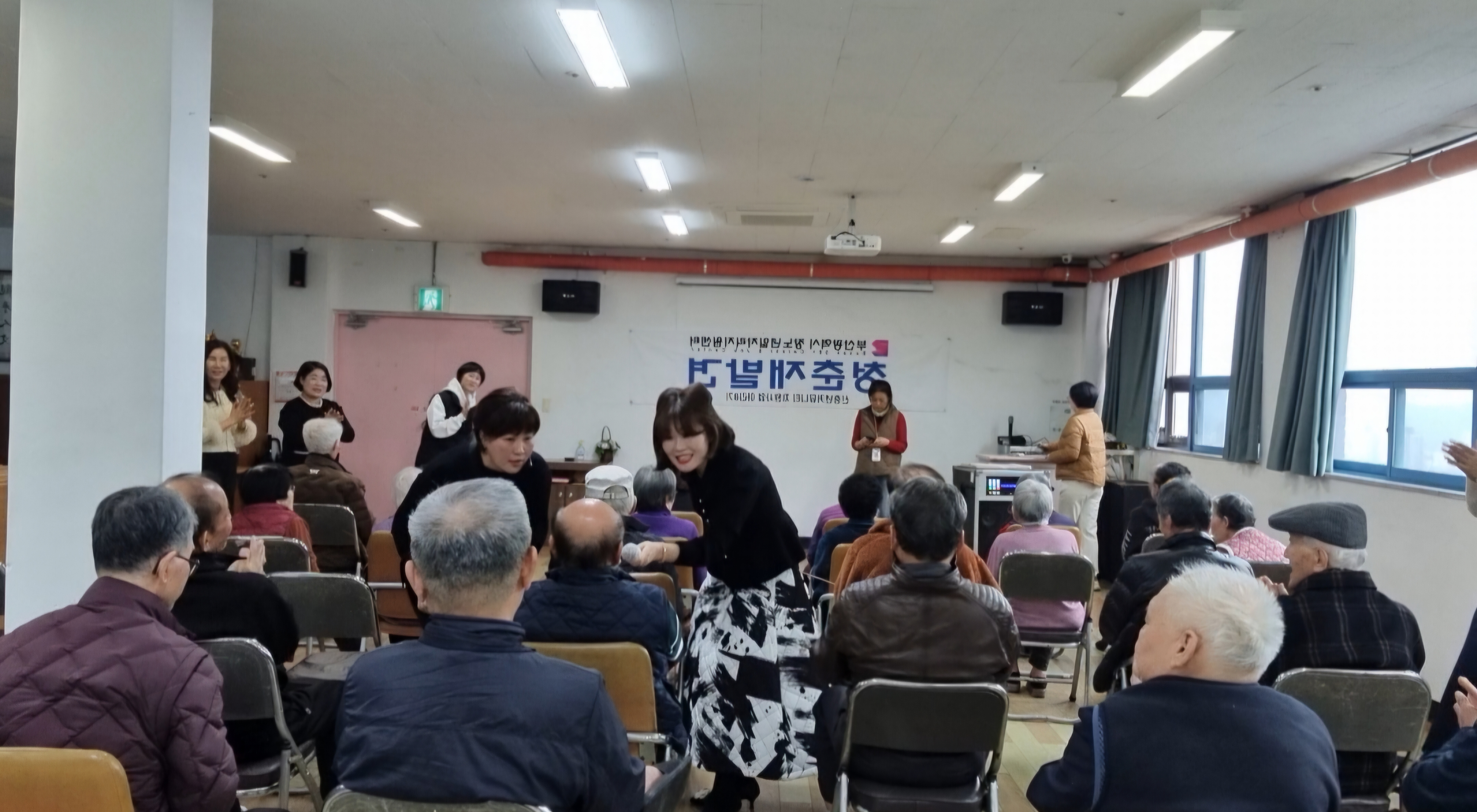 id=base64img_1765763059230